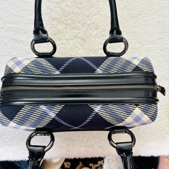 Burberry Blue Label Black Patent Leather/Canvas Women's Handbag - Picture 4 of 16